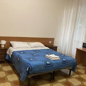 Interno 3 Alloggio in famiglia Roma